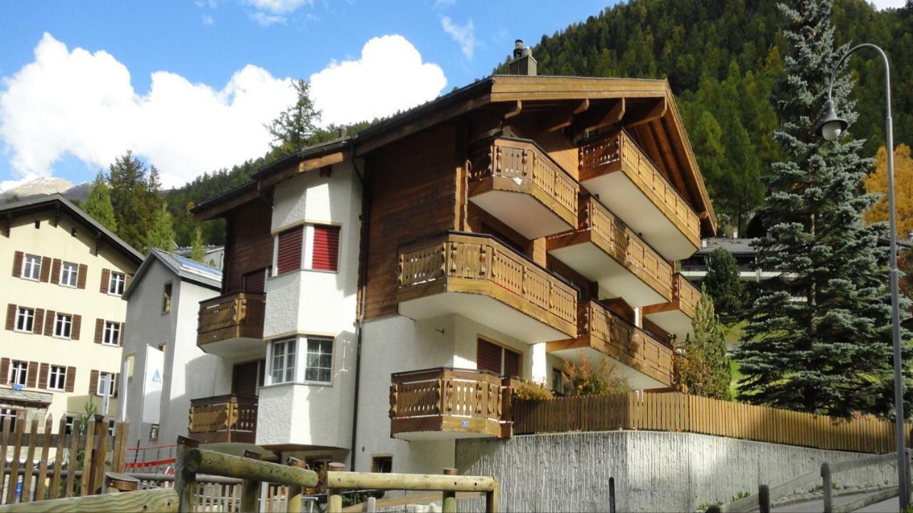 ツェルマットHaus Colmarアパートメント エクステリア 写真